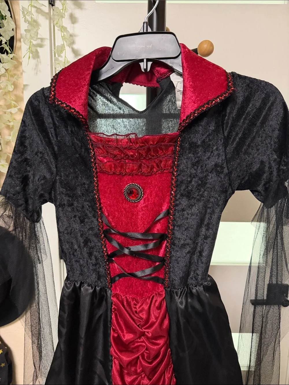 Kids Red and Black Vampire Princess Costume - Brand Unspecified